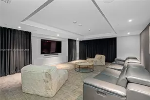 16395 Biscayne Blvd, North Miami Beach, FL 33160 - Photo 25
