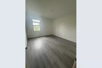 813 SW 11th Ter #0, Florida City, FL 33034 - Photo 11