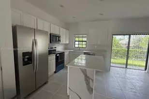 813 SW 11th Ter, Florida City, FL 33034 - Photo 3