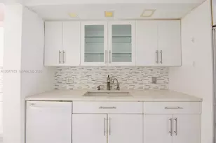 12601 SW 13th St, Pembroke Pines, FL 33027 - Photo 9