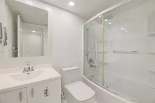 12601 SW 13th St, Pembroke Pines, FL 33027 - Photo 19