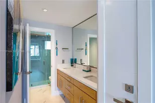 1345 Lincoln Rd, Miami Beach, FL 33139 - Photo 9