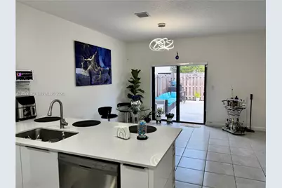 23461 SW 129th Pl, Homestead, FL 33032 - Photo 5