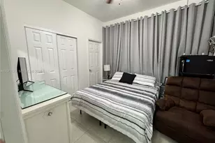 23461 SW 129th Pl, Homestead, FL 33032 - Photo 9