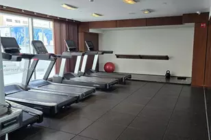 325 S Biscayne Blvd, Miami, FL 33131 - Photo 23