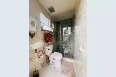 1920 NW 32nd Ave, Miami, FL 33125 - Photo 11