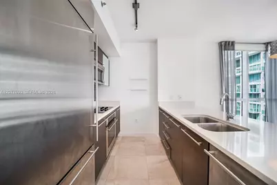 55 SE 6th St #3901, Miami, FL 33131 - Photo 7