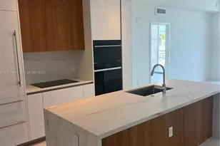 1400 Biscayne Blvd, Miami, FL 33132 - Photo 11
