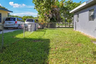 2419 NW 6th Ct, Pompano Beach, FL 33069 - Photo 25