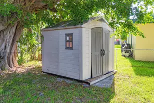 2419 NW 6th Ct, Pompano Beach, FL 33069 - Photo 23