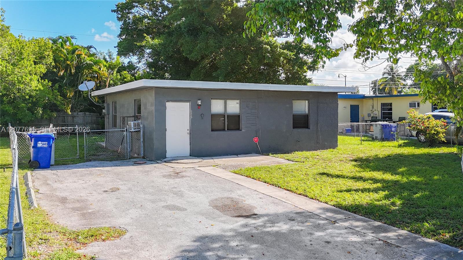 2419 NW 6th Ct - 2419 NW 6th Ct, Pompano Beach, FL 33069 Luxury Property | Jose Angel Pina