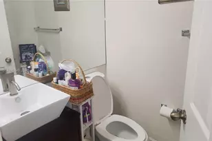1055 NW 187th Ave, Pembroke Pines, FL 33029 - Photo 19