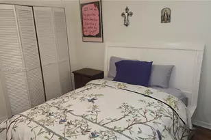 1055 NW 187th Ave, Pembroke Pines, FL 33029 - Photo 35