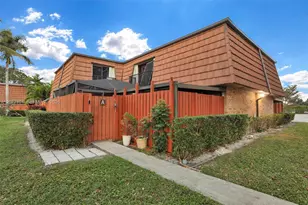 9139 SW 23rd St, Davie, FL 33324 - Photo 1