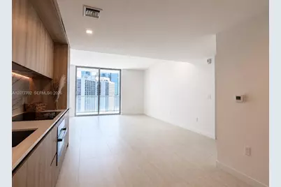 77 SE 5th St #1903, Miami, FL 33131 - Photo 3