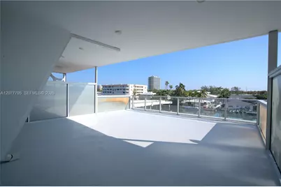 8425 Crespi Blvd #302, Miami Beach, FL 33141 - Photo 5