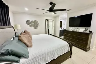 9021 NW 150th Terrace, Miami Lakes, FL 33018 - Photo 15