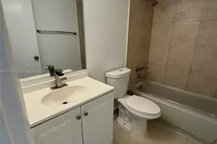488 NW 165th St Rd, Miami, FL 33169 - Photo 13
