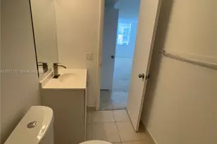 488 NW 165th St Rd, Miami, FL 33169 - Photo 27