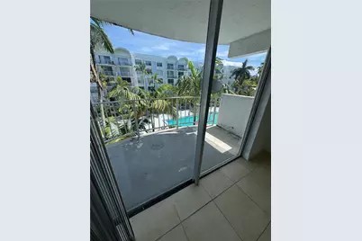 488 NW 165th St Rd #B-412, Miami, FL 33169 - Photo 9