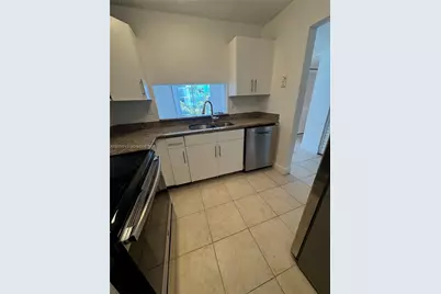 488 NW 165th St Rd #B-412, Miami, FL 33169 - Photo 3