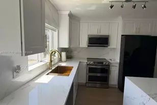 1920 NW 182nd Terrace, Pembroke Pines, FL 33029 - Photo 7