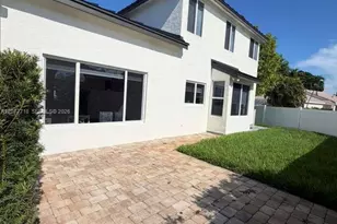 1920 NW 182nd Terrace, Pembroke Pines, FL 33029 - Photo 3