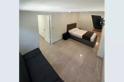 17650 NE 19th Ave, North Miami Beach, FL 33162 - Photo 15