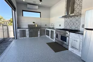 910 NW 38th Ave, Cape Coral, FL 33993 - Photo 13