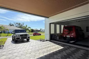 910 NW 38th Ave, Cape Coral, FL 33993 - Photo 31