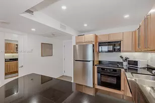 2301 Collins Ave, Miami Beach, FL 33139 - Photo 17