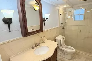 9357 Fontainebleau Blvd, Miami, FL 33172 - Photo 9