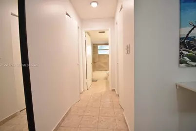 1605 Meridian Ave #202, Miami Beach, FL 33139 - Photo 9