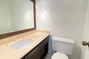 500 Bayview Dr, Sunny Isles Beach, FL 33160 - Photo 21