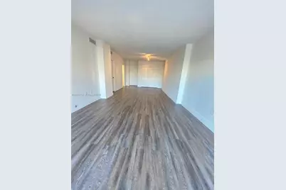 500 Bayview Dr #825, Sunny Isles Beach, FL 33160 - Photo 11