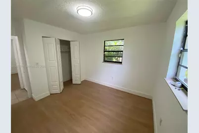 1415 NE 118th Ter #1421, Miami, FL 33161 - Photo 5