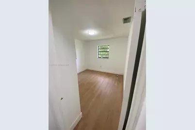1415 NE 118th Ter #1421, Miami, FL 33161 - Photo 9