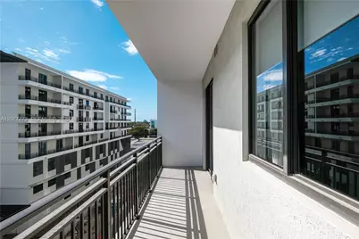 2001 Van Buren St #707, Hollywood, FL 33020 - Photo 7