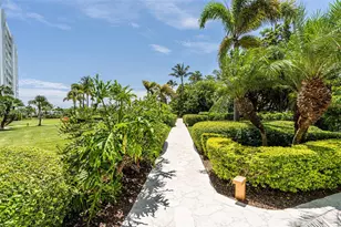 607 Ocean Dr, Key Biscayne, FL 33149 - Photo 31