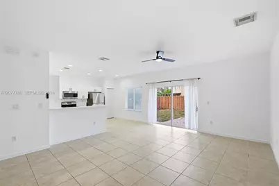 22505 SW 94th Pl, Cutler Bay, FL 33190 - Photo 19