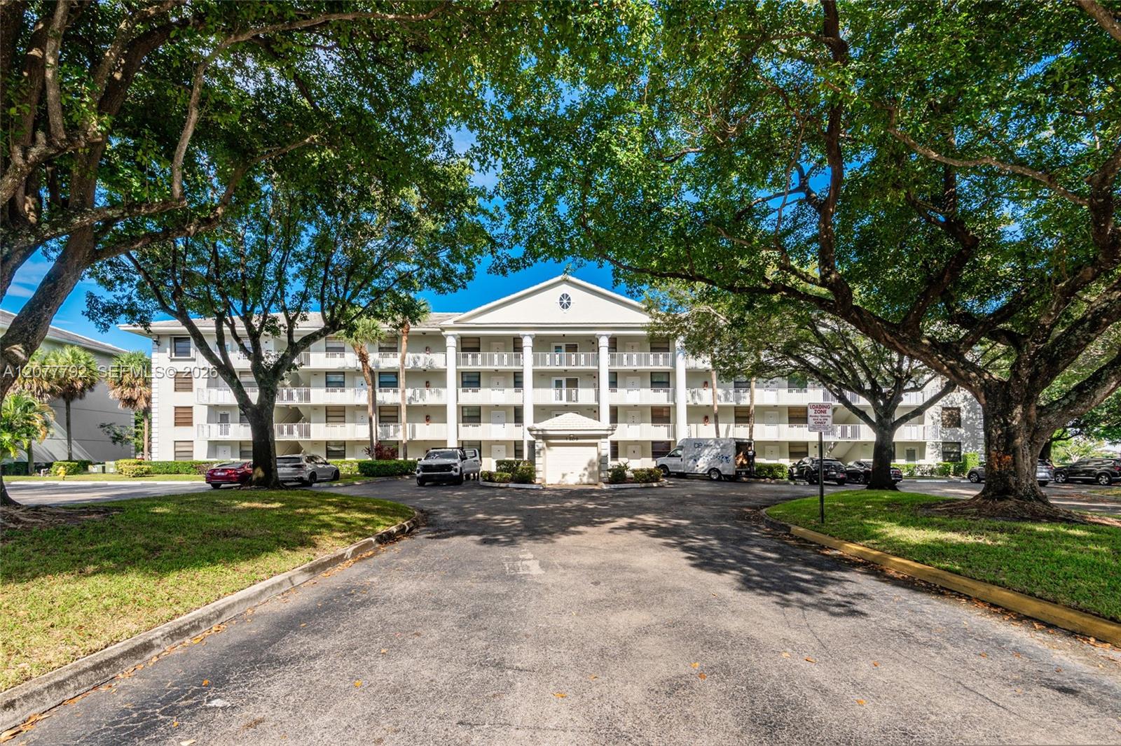 1709 Whitehall Dr #103 - 1709 Whitehall Dr #103, Davie, FL 33324 Luxury Property | Jose Angel Pina