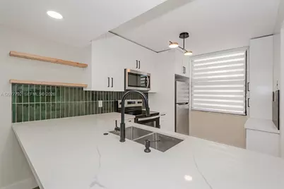 1709 Whitehall Dr #103, Davie, FL 33324 - Photo 11