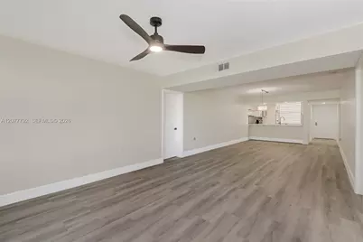 1709 Whitehall Dr #103, Davie, FL 33324 - Photo 7