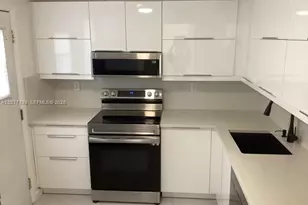 1501 NE 191st St, Miami, FL 33179 - Photo 3