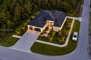 3007 East 10th Street, Lehigh Acres, FL 33972 - Photo 1