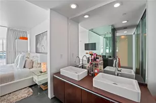 1040 Biscayne Blvd, Miami, FL 33132 - Photo 29