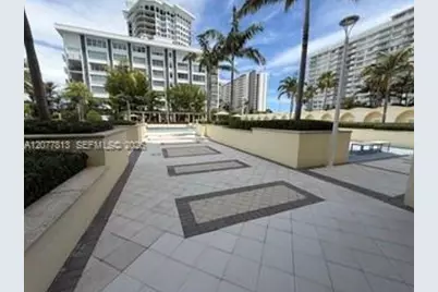 5600 Collins Ave #15J, Miami Beach, FL 33140 - Photo 25