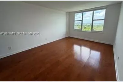 5600 Collins Ave #15J, Miami Beach, FL 33140 - Photo 9