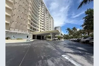 5600 Collins Ave #15J, Miami Beach, FL 33140 - Photo 17