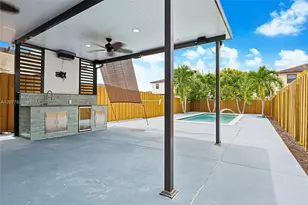 24980 SW 107th Ct, Homestead, FL 33032 - Photo 3
